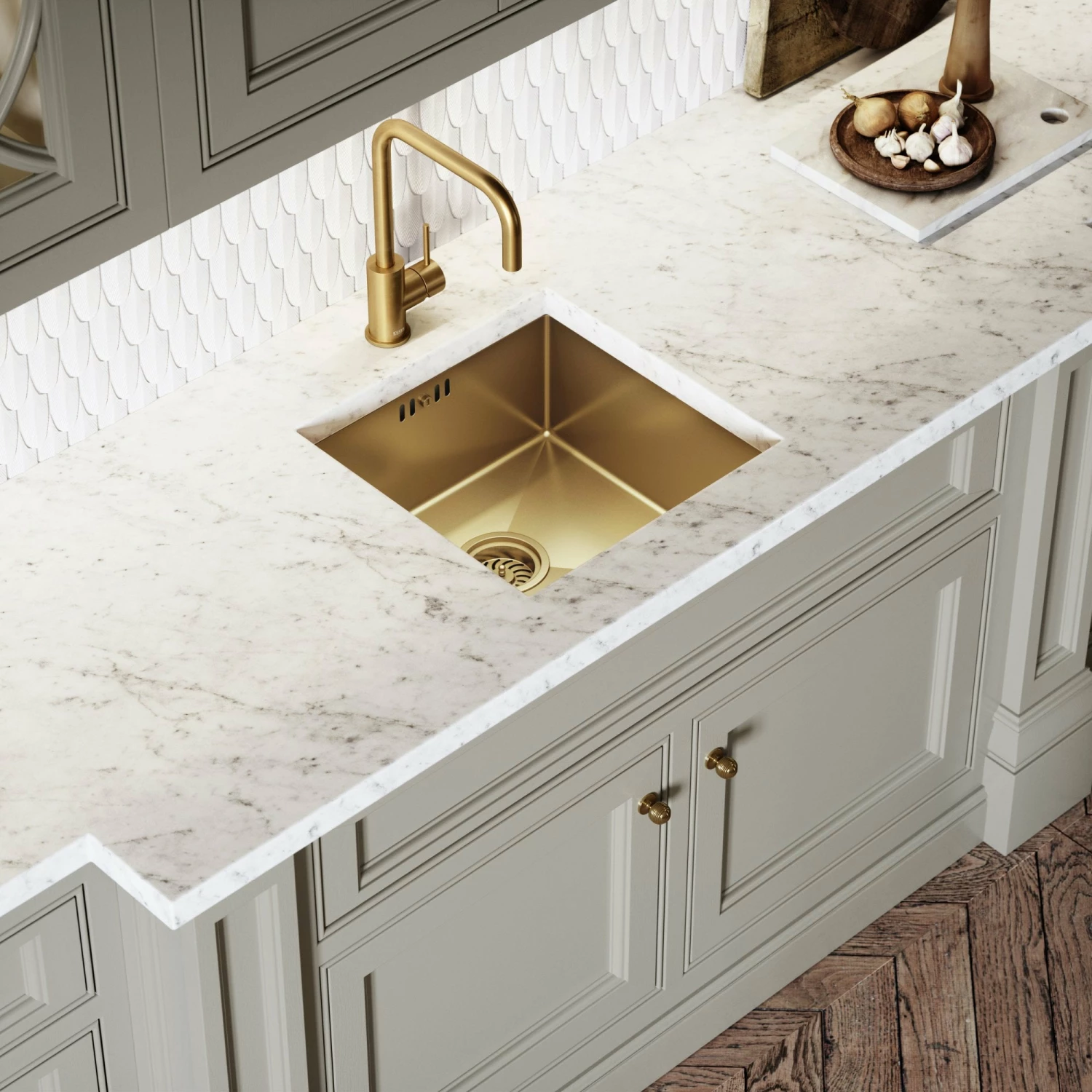 Flow Single Lever Kitchen Mixer Tap Brushed Gold 6 Flow Single Lever Kitchen Mixer Tap Brushed Gold - Image 4