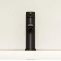 Luxe Monobloc Basin Mixer Tap Matte Black -LUSSOSTONE Shop luxe monobloc basin mixer tap matte black p478 43850 zoom